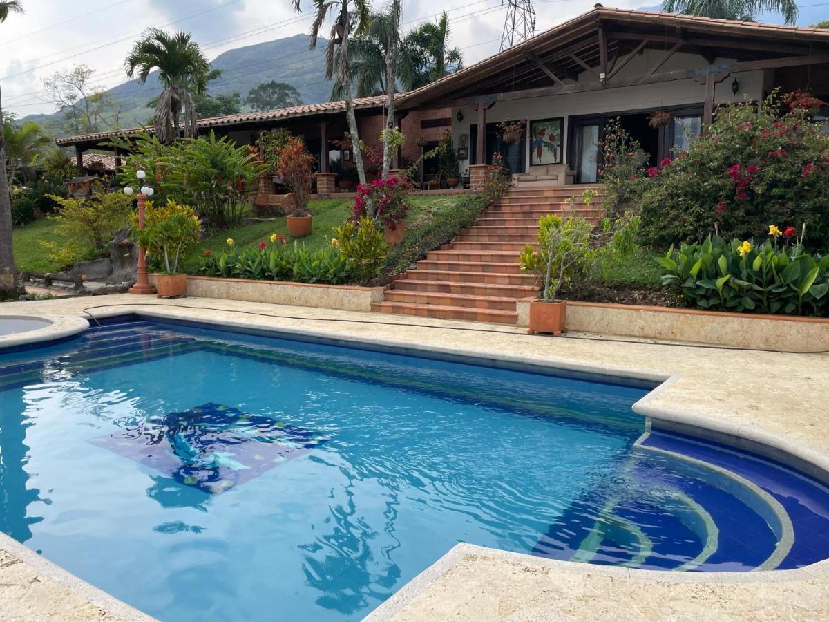 Finca Hotel Villa Camila 科帕卡瓦纳 外观 照片
